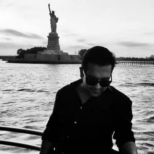 Meet your Posher, Hardick